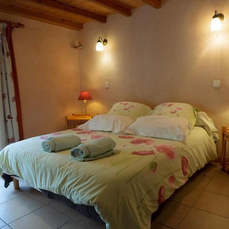 Au Fil Des Saisons Bed & Breakfast Les Cotes de Corps Luaran gambar