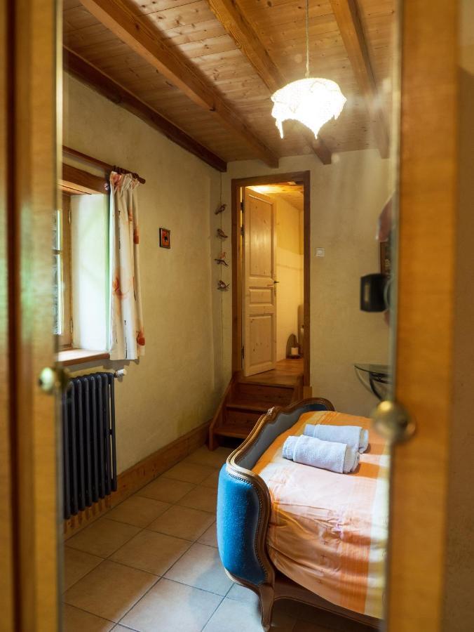 Au Fil Des Saisons Bed & Breakfast Les Cotes de Corps Luaran gambar